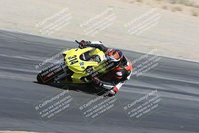 media/Apr-18-2025-CVMA Friday Practice (Fri) [[88baa45499]]/Racer 3/Session 3 (Turn 6 Inside)/